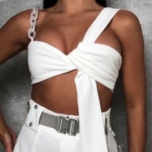 Ribbed Crop top with Chain